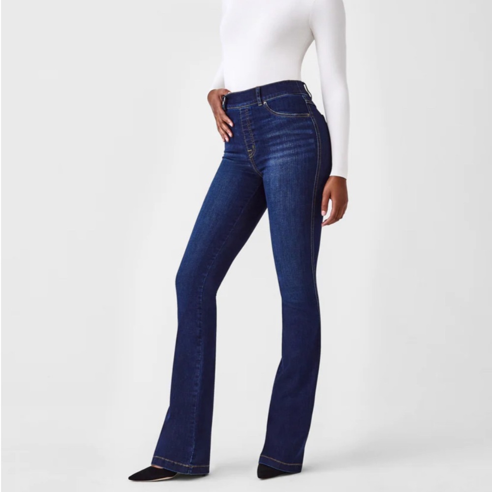 NWT Spanx Flare Jeans in Midnight Shade XS